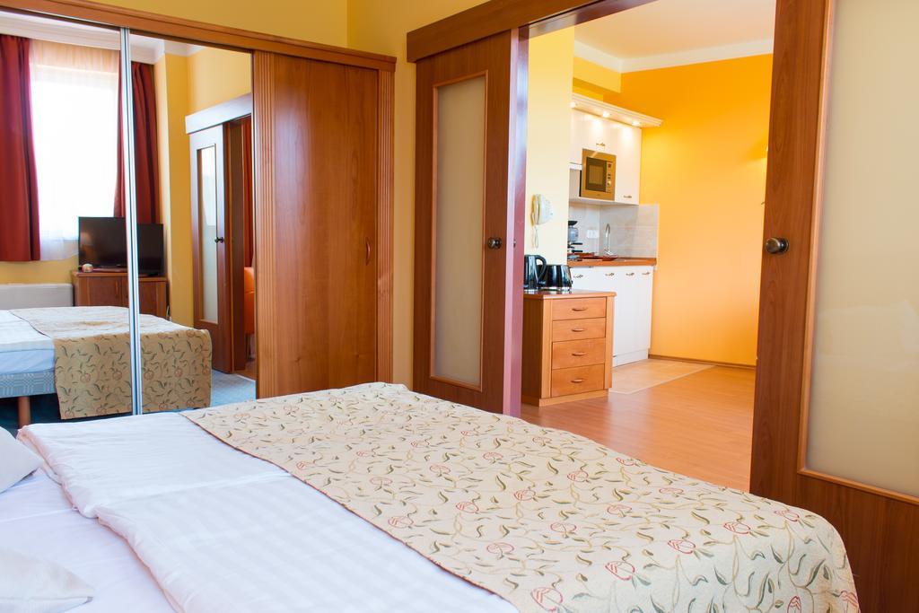 Karos Gold 813 Wellness Apartman Zalakaros Eksteriør billede
