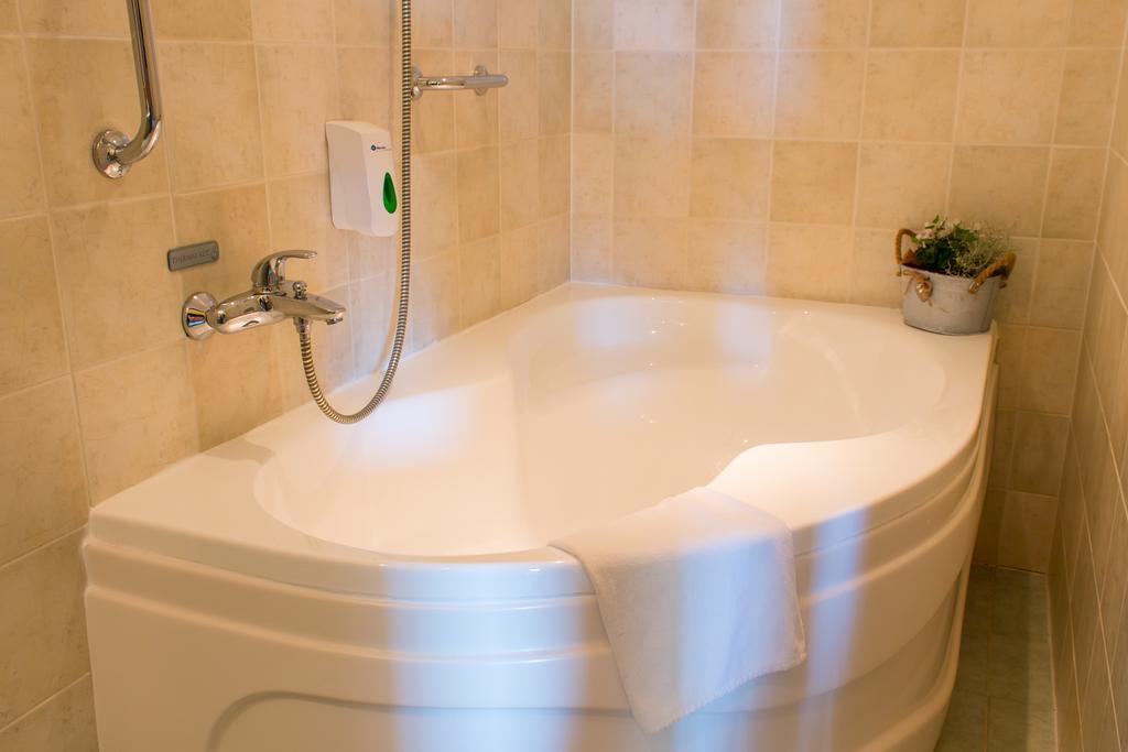 Karos Gold 813 Wellness Apartman Zalakaros Eksteriør billede